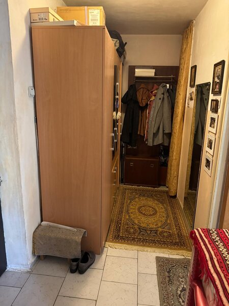 Calea Rahovei, Stradal, Vicina